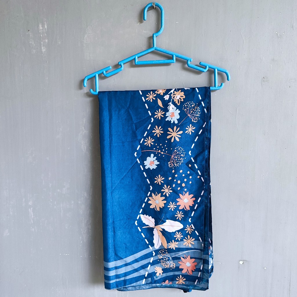 PRELOVED AZZURA SCARF HIJAB PASHMINA JILBAB WANITA BIRU TUA