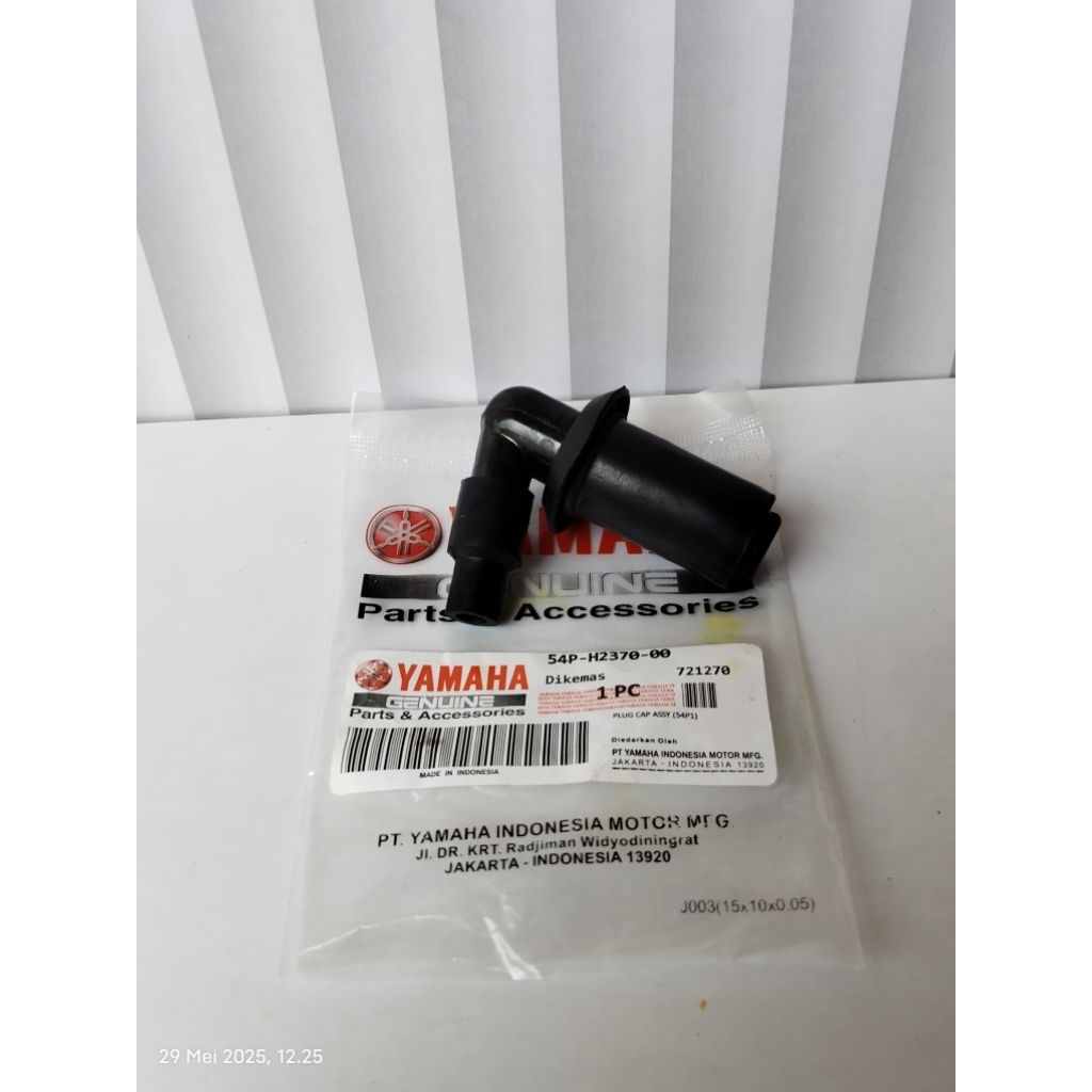 TUTUP BUSI MIO J MIO M3 FINO INJEKSI XEON RC KODE 54P