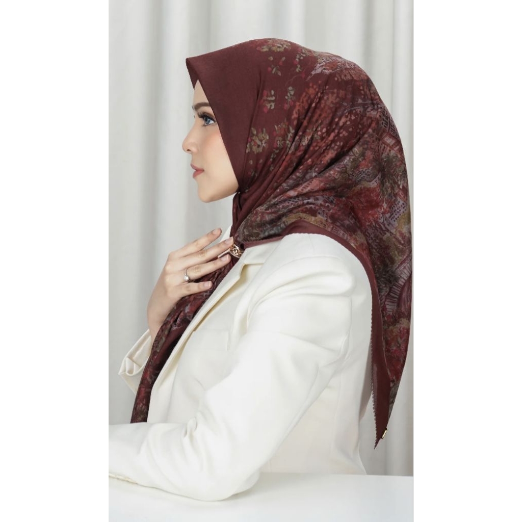 Buttonscarves NY 4 Tolerance