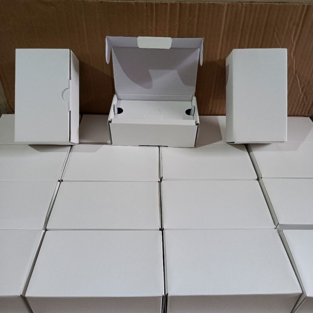 

Dus Atau Box Hp Polos