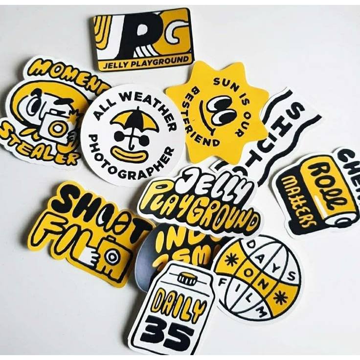 

Cetak Sticker Komunitas, Stiker Club Motor, Mobil, Cutting Sudah Terpotong, Sesuai Pola Desain Kamu