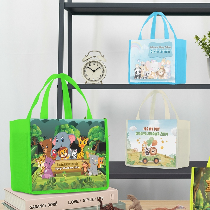 

TAS ULANG TAHUN ANAK ANIMALS LANDSCAPE 20X25X13 / CUSTOM NAMA BINGKISAN SOUVENIR /TAS ULTAH TERLARIS