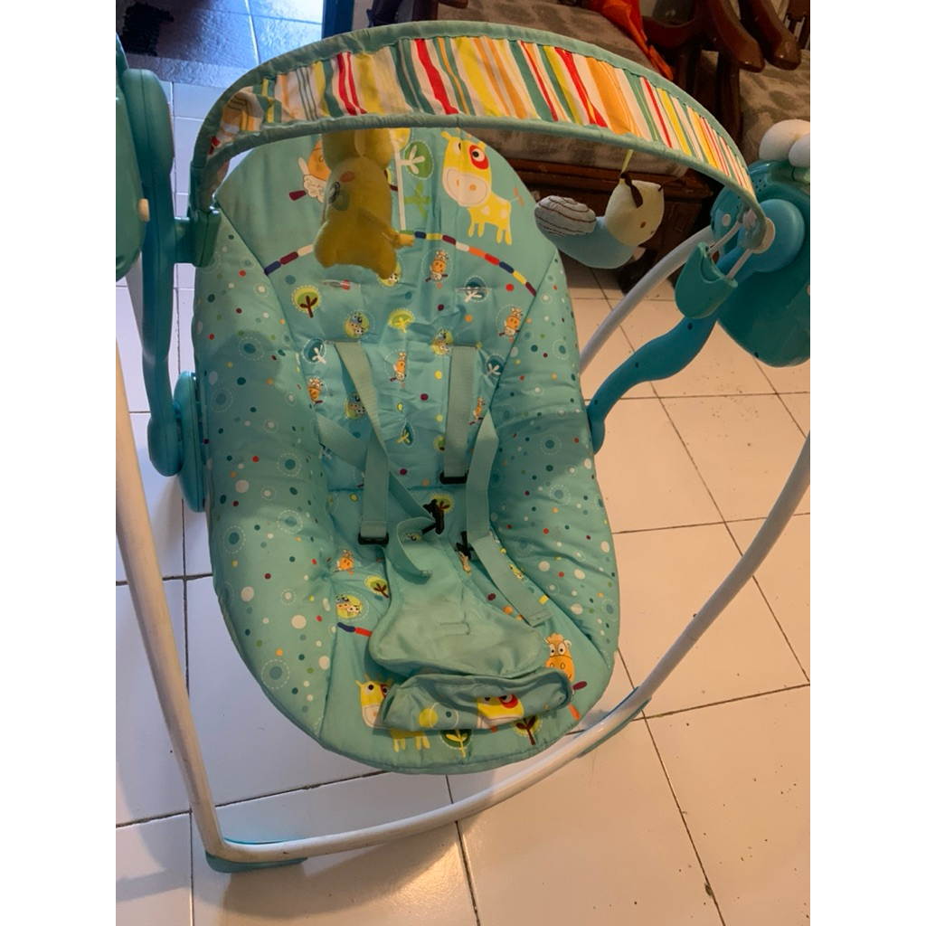 Bouncer- Ayunan bayi Otomatis