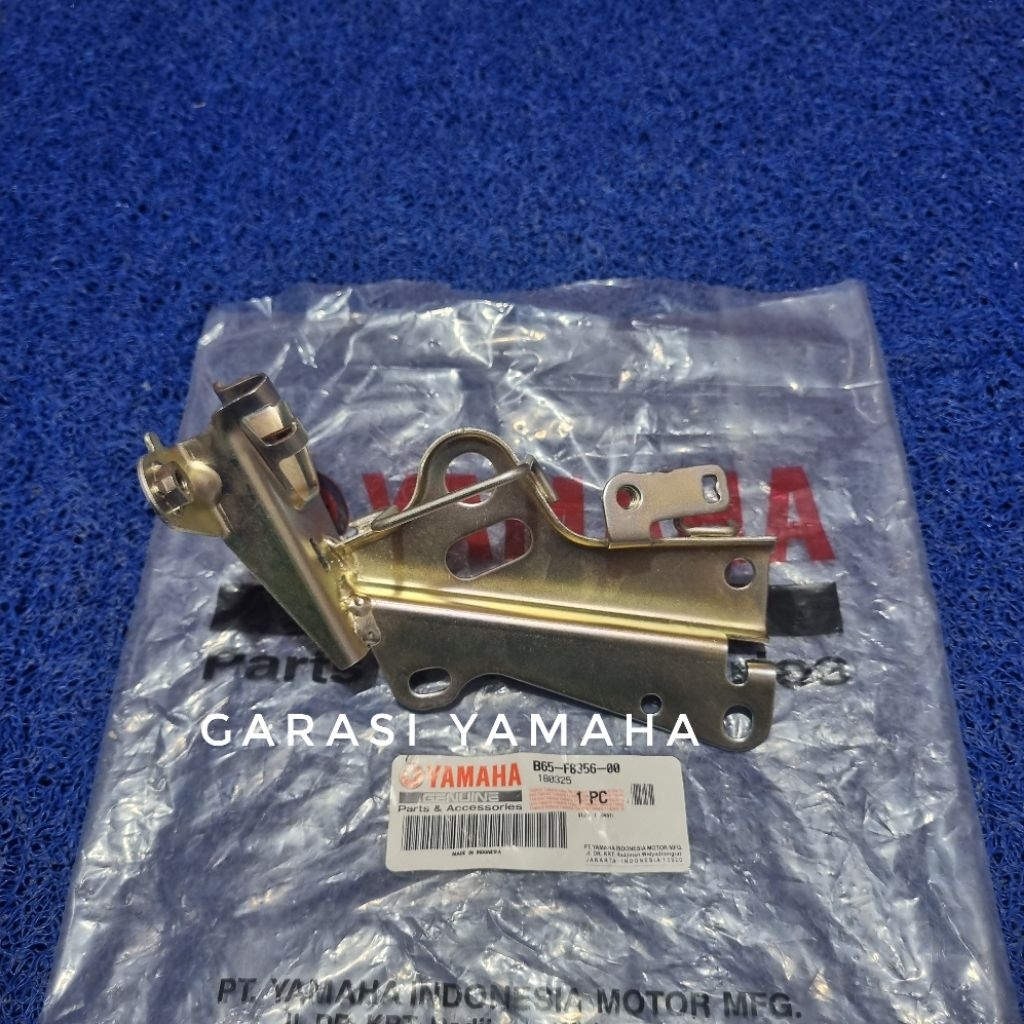 Braket tameng aerox old original yamaha bracket dudukan tameng depan aerox braket tameng depan aerox