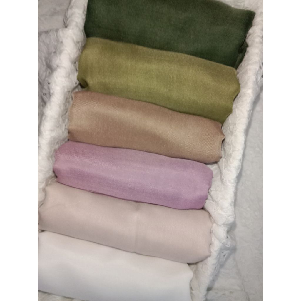 Hijab Segi Empat Paris Premium | FLOWER SERIES