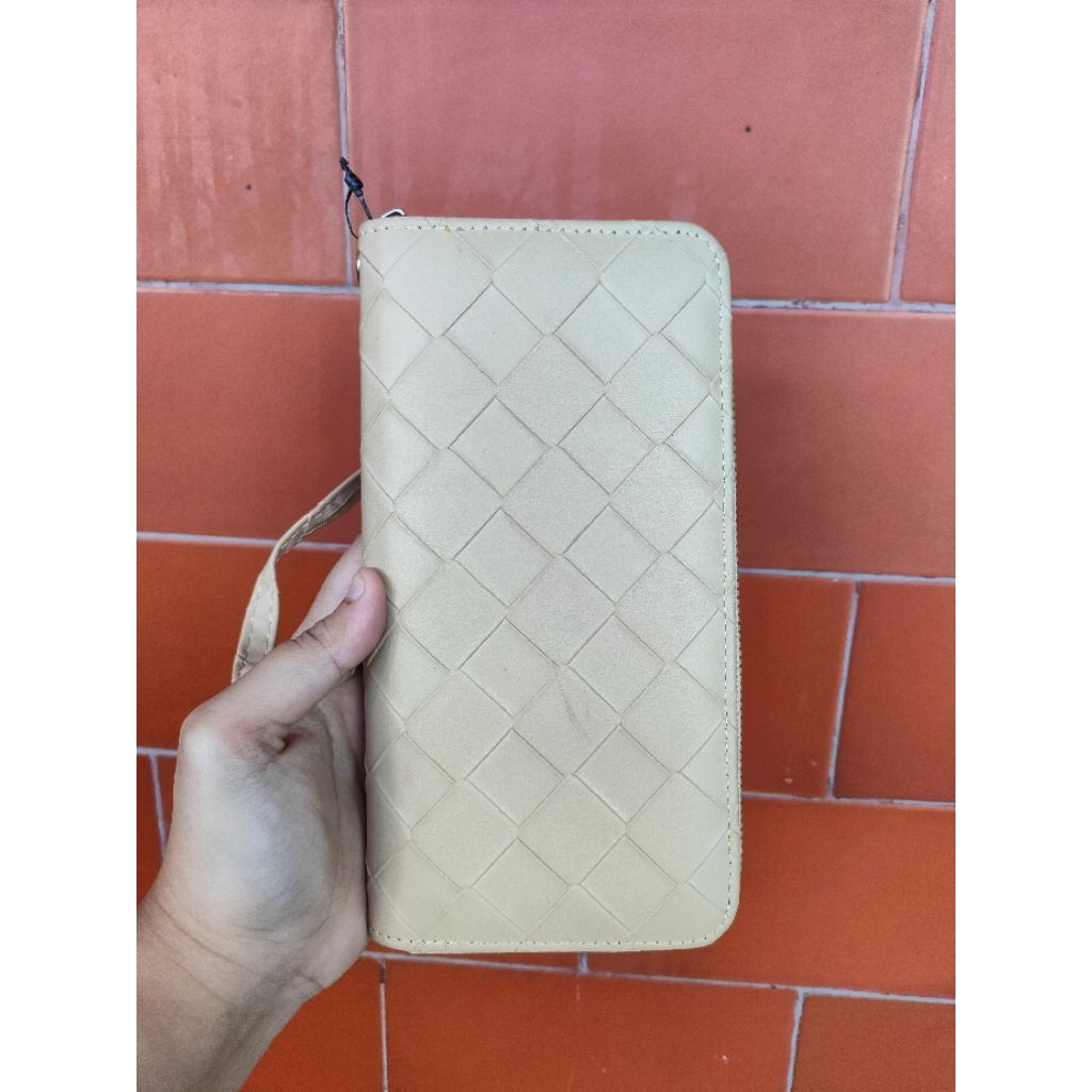 DOMPET WANITA NAUGHTY BEIGE