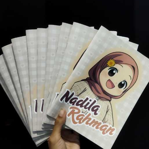 

(SATUAN) BUKU TULIS COSTUM ISI 40 LEMBAR (80 HALAMAN) BEBAS CUSTOM NAMA , KARAKTER < WARNA DLL