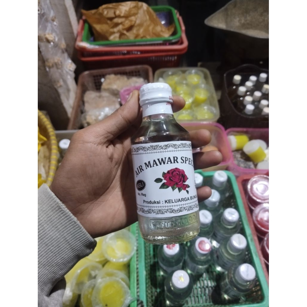 

AIR MAWAR SPESIAL ll Air mawar ziarah makam // kemasan botol kaca