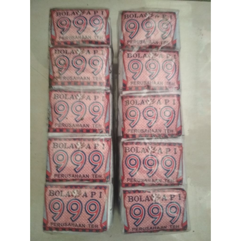 

Teh 999 Bola Api 42g (1 Slop Isi 10 Bungkus)