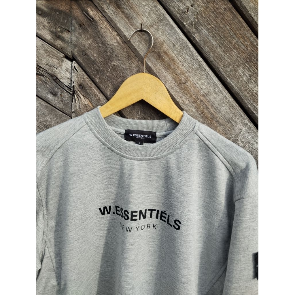 CREWNECK W.ESSENTIELS GREY ( SIZE L )