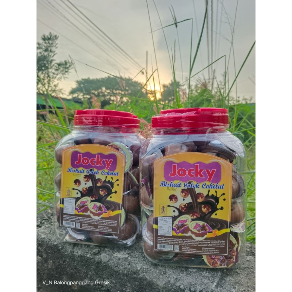 

JOCKY BISCUIT COLEK COKLAT