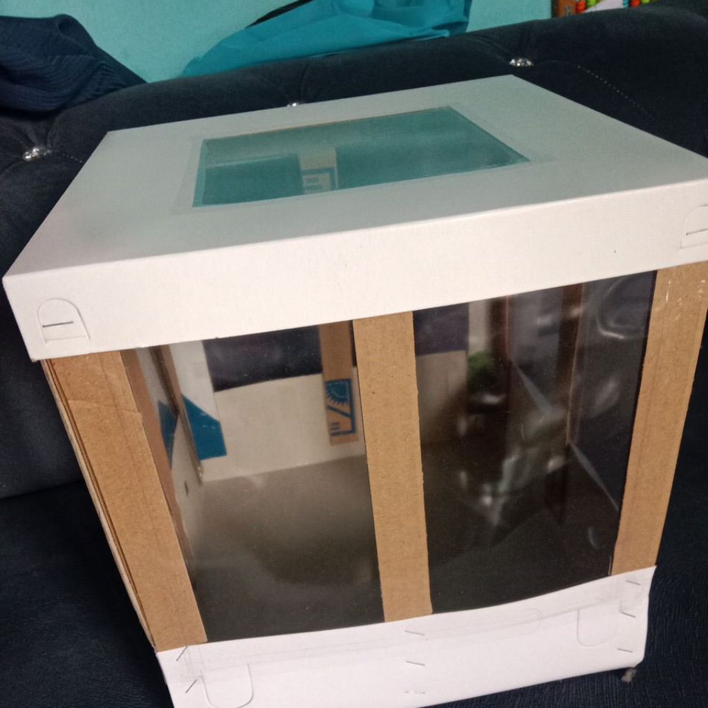 box kue tart tinggi / dus kue ulang tahun ukuran 22x22cm