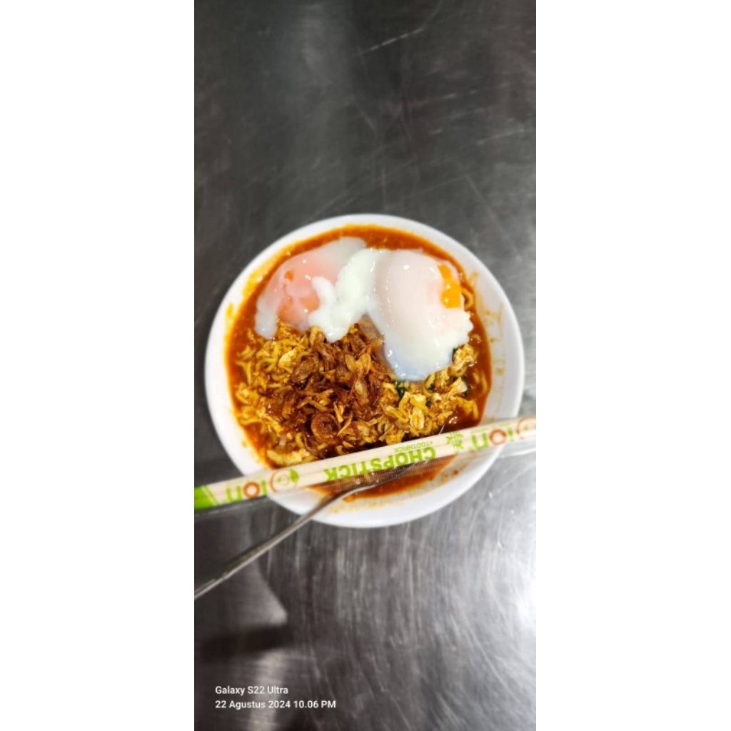 

Mie Bangladesh + puding 2 telur