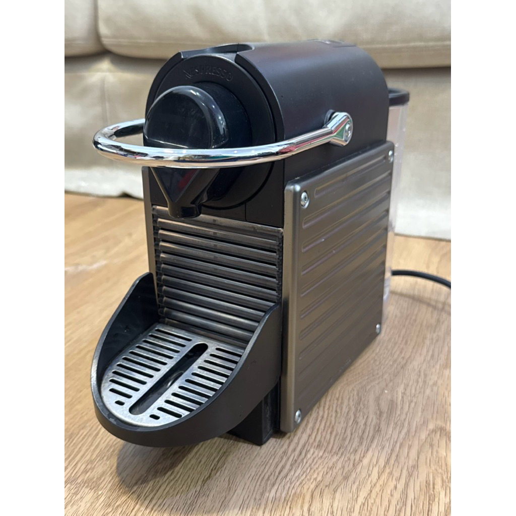 Nespresso Pixie 630 Titanium