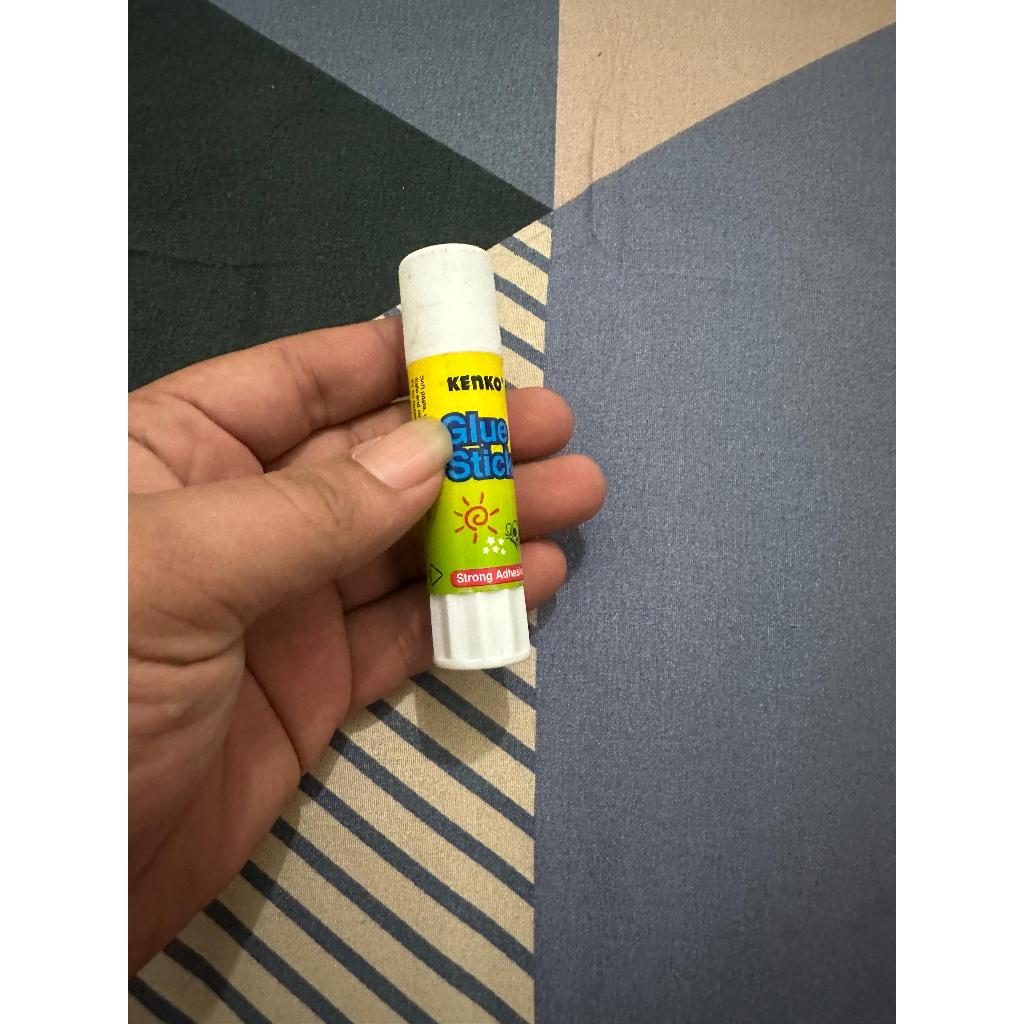 

Lem Kertas Stick Kenko 8gr/