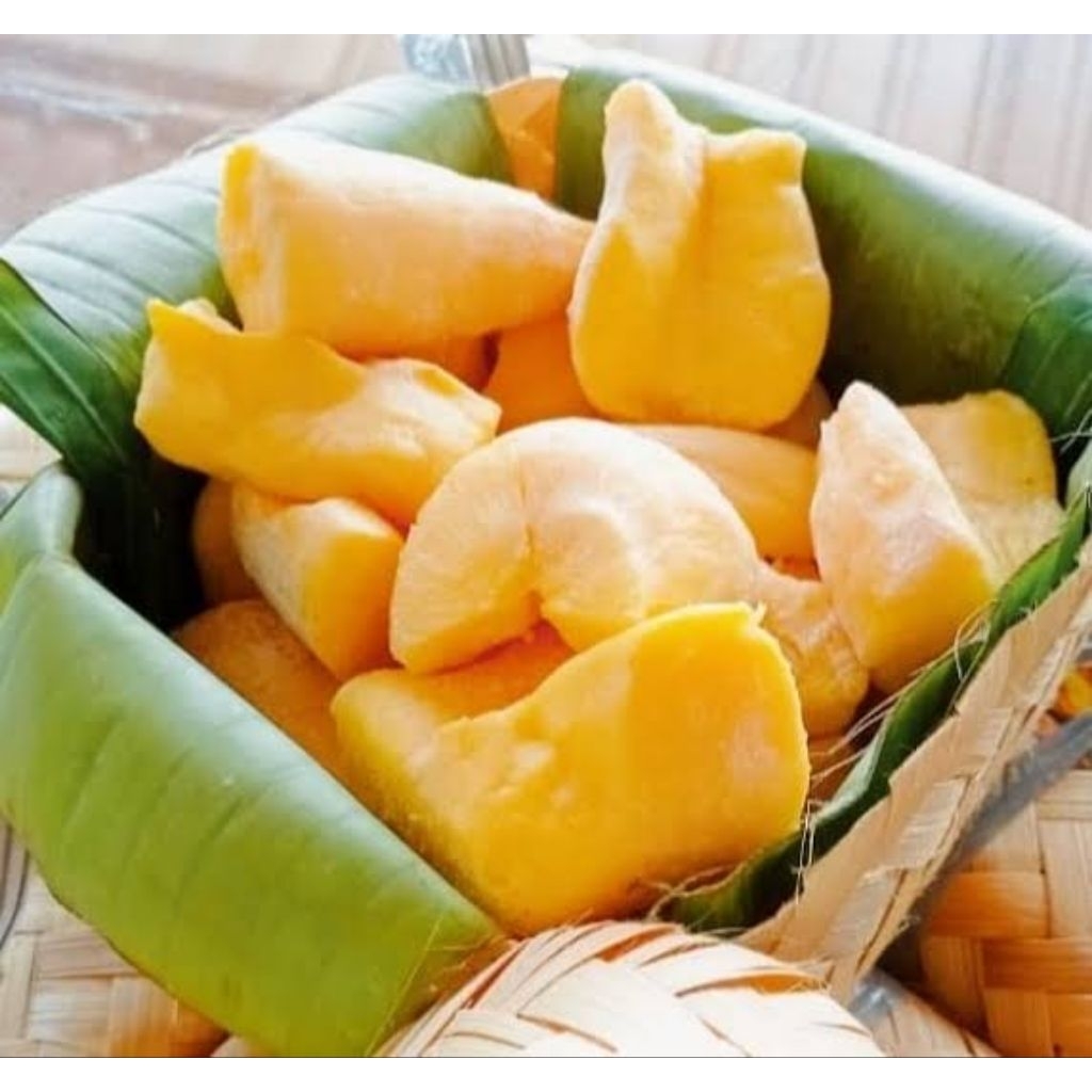 

TAPE Singkong Manis Asli 100% 1Kg *KHAS BONDOWOSO*