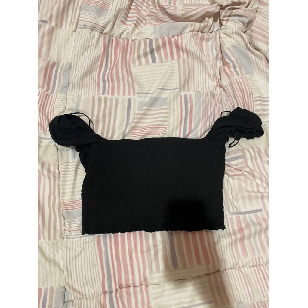 (preloved) crop sabrina hnm