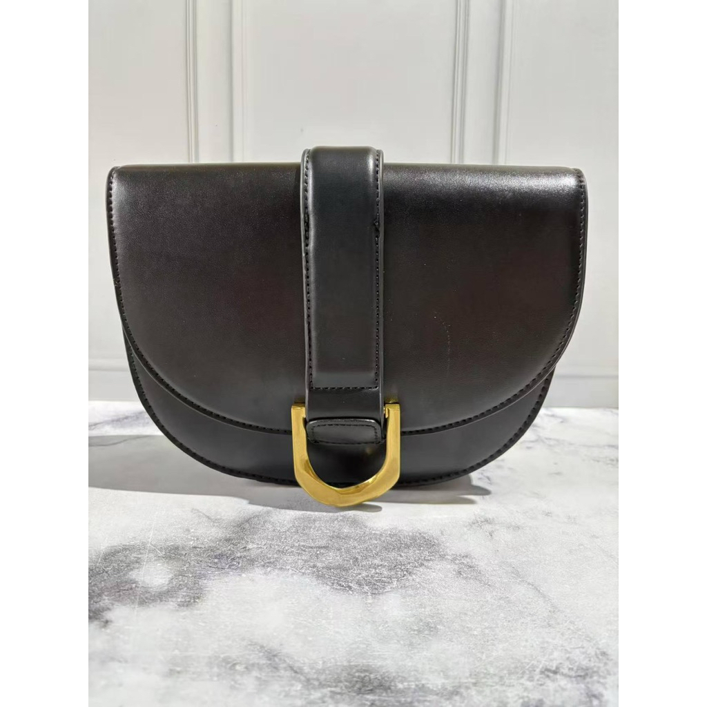 CK SALE DEFFECT TAS SELEMPANG CK GABINE BAG Tas wanita