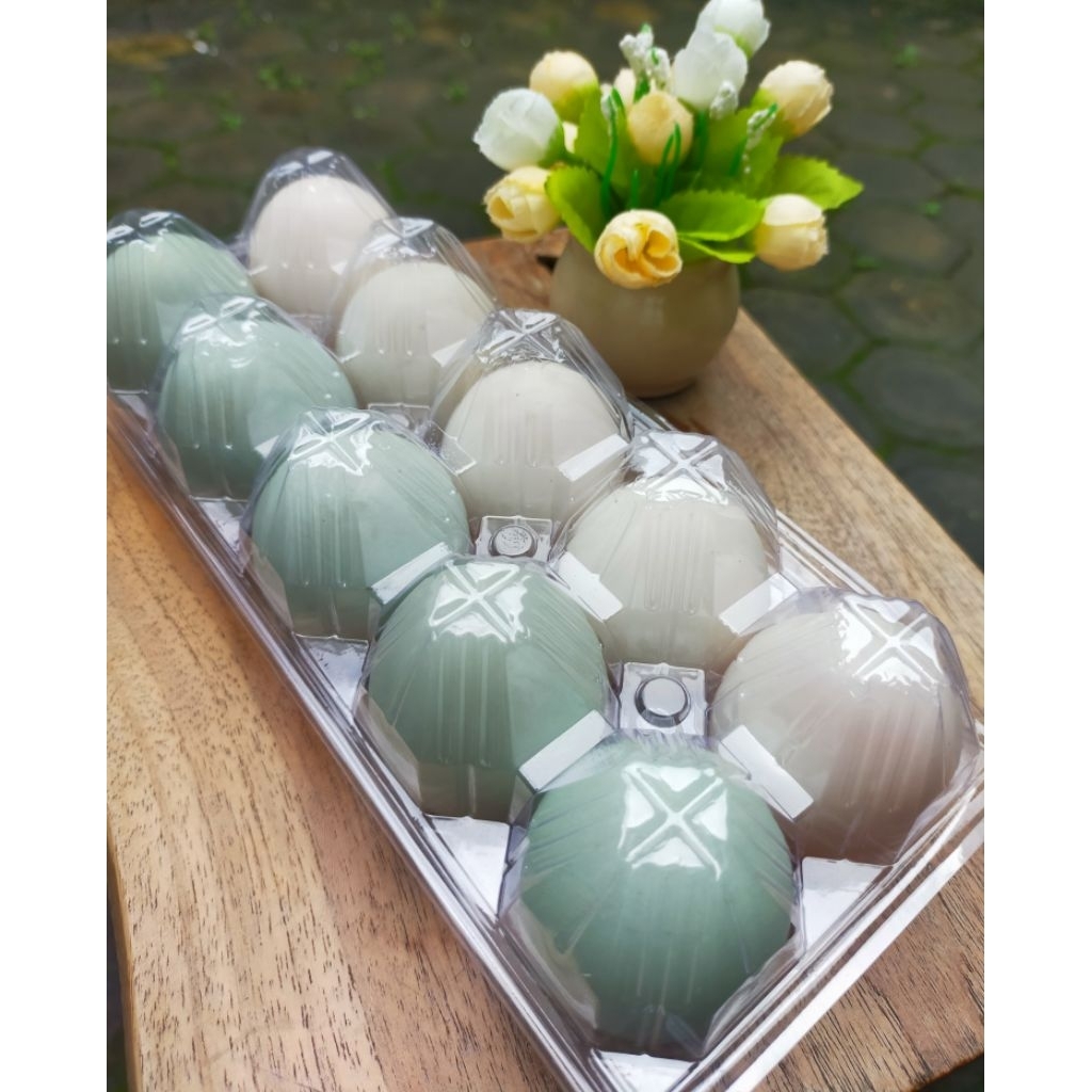 

telur bebek mentah fresh mix kulit hijau dan putih