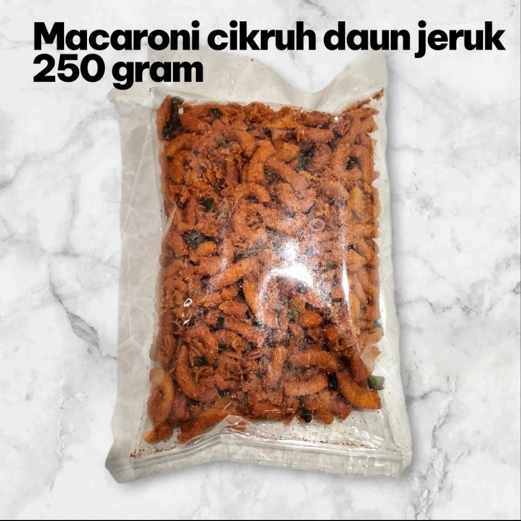 

Cemilan Makaroni daun Jeruk Pedas Murah 250gr