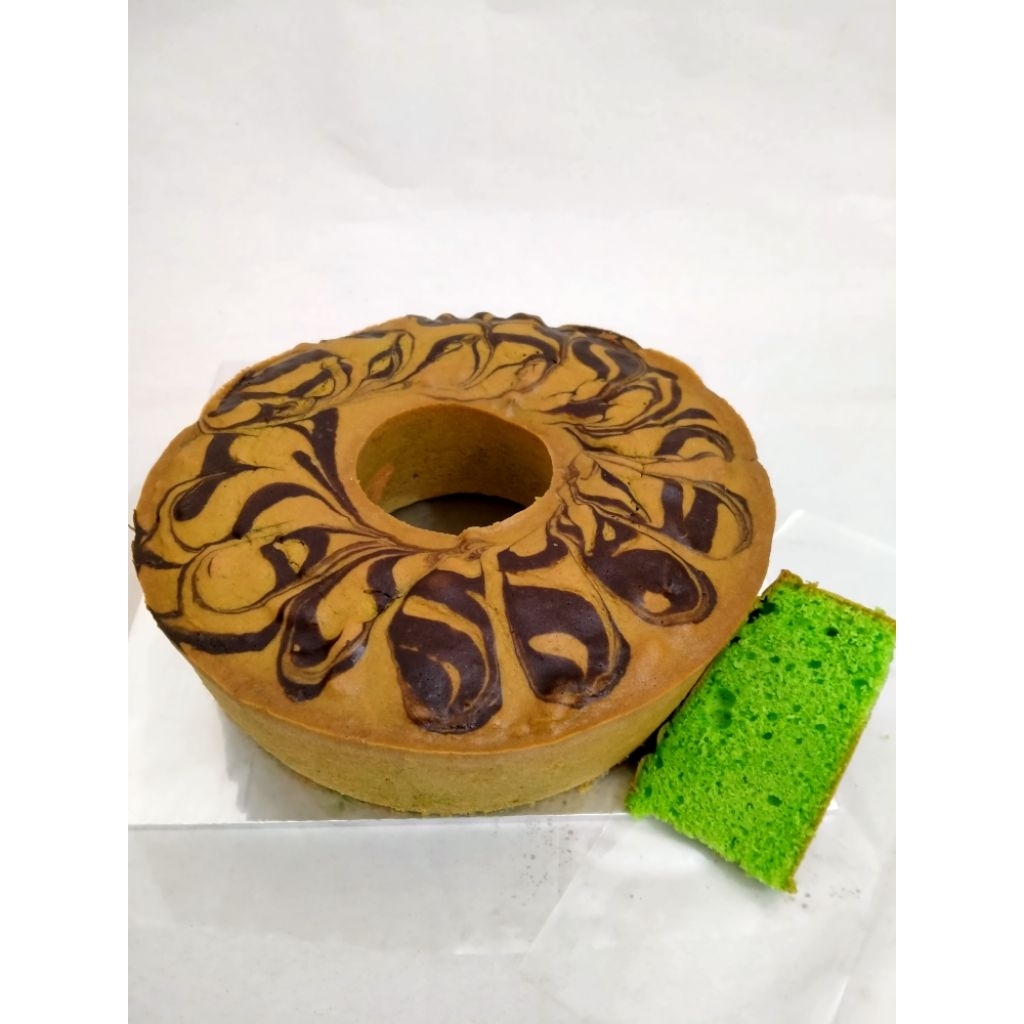 

BOLU PANDAN UKURAN LOYANG 24CM