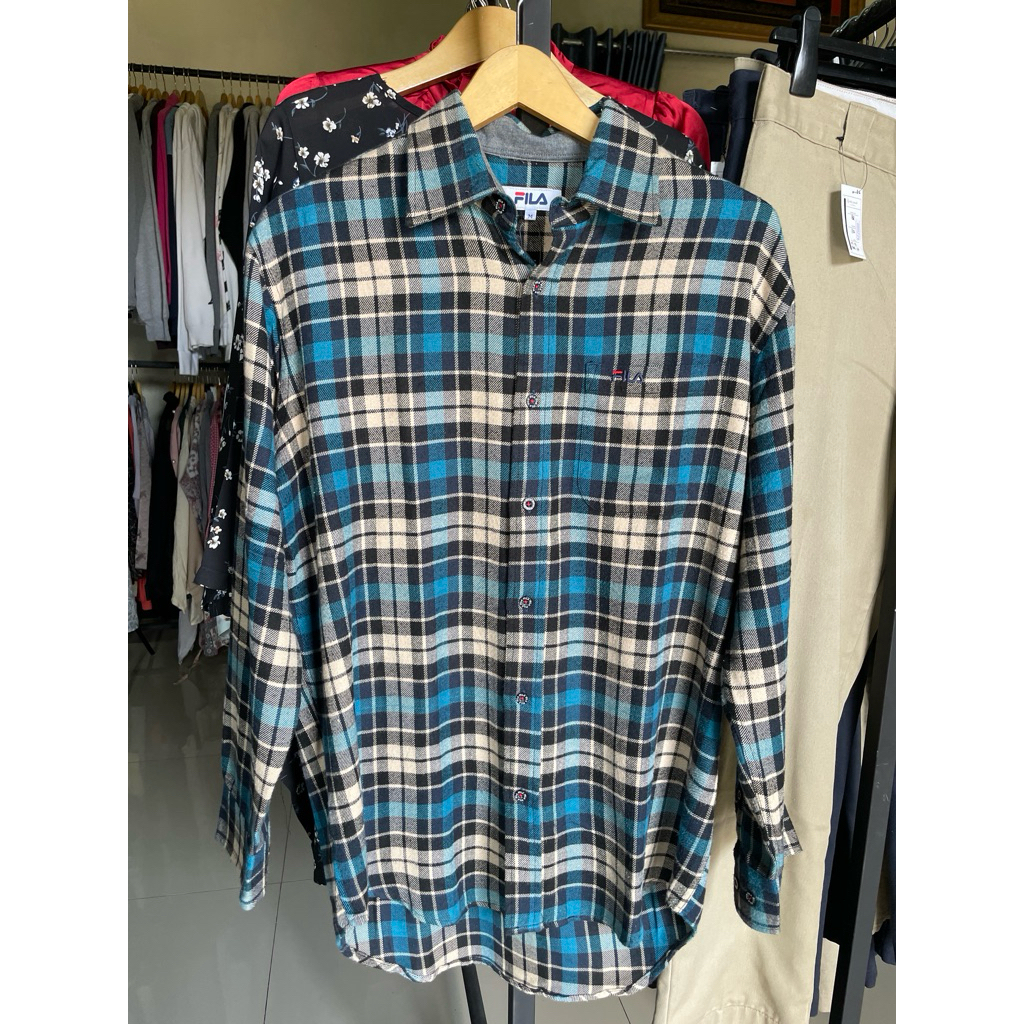 kemeja flanel second brand/fila