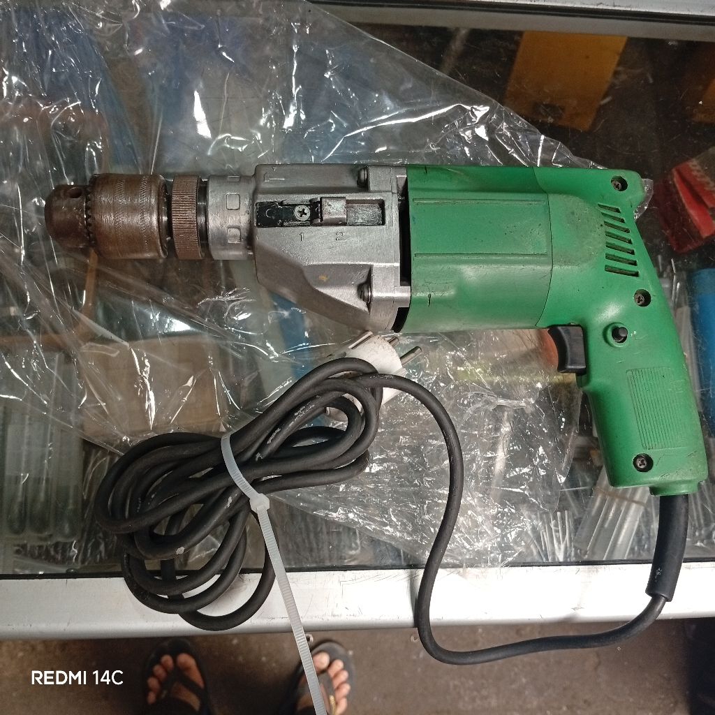 mesin bor 13 mm hitachi vtp 18