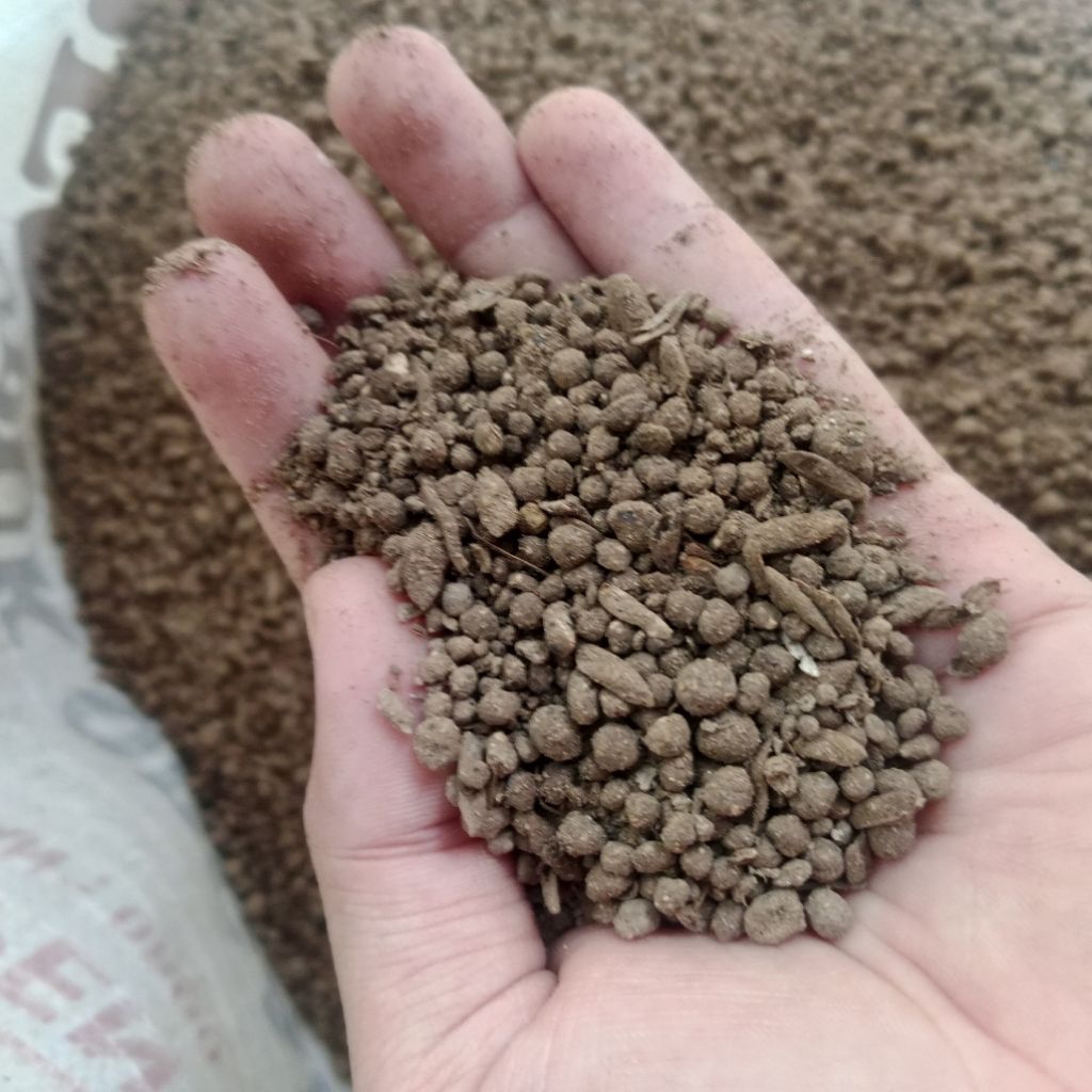 Pupuk Organik (Petroganik) Repack 1 KG