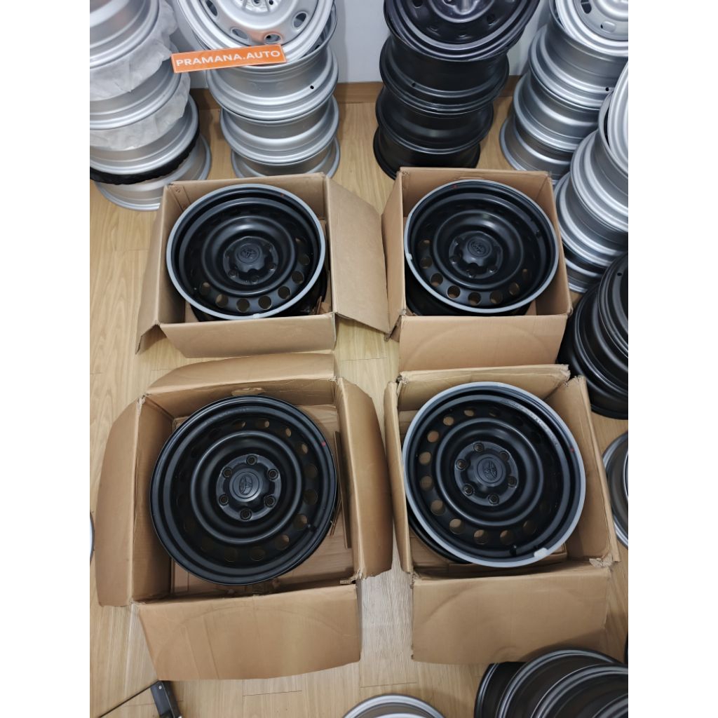 Velg Kaleng Hilux Ring 17 pcd 6x139