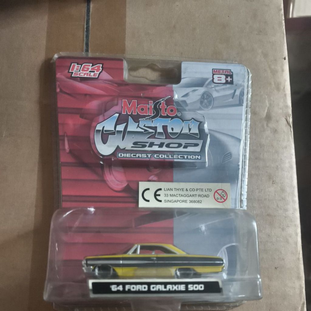 2007 Maisto Custom Shop 64 Ford Galaxie 500 Kuning
