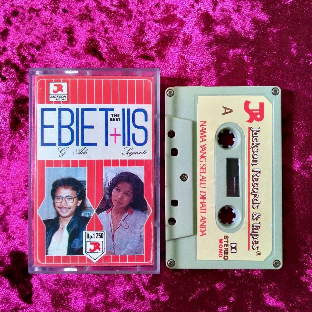 Kaset Ebiet G Ade / Iis Sugianto - The Best