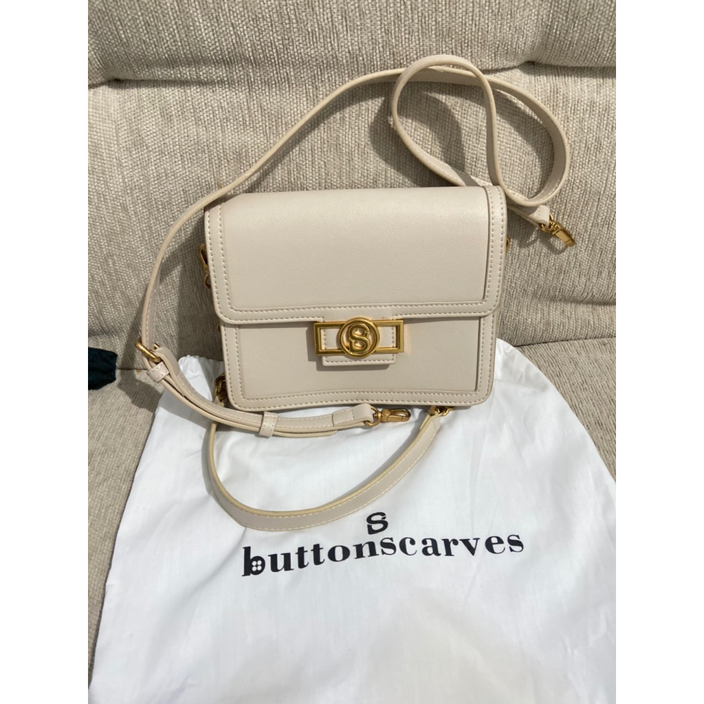preloved buttonscarves / tas buttonscarves