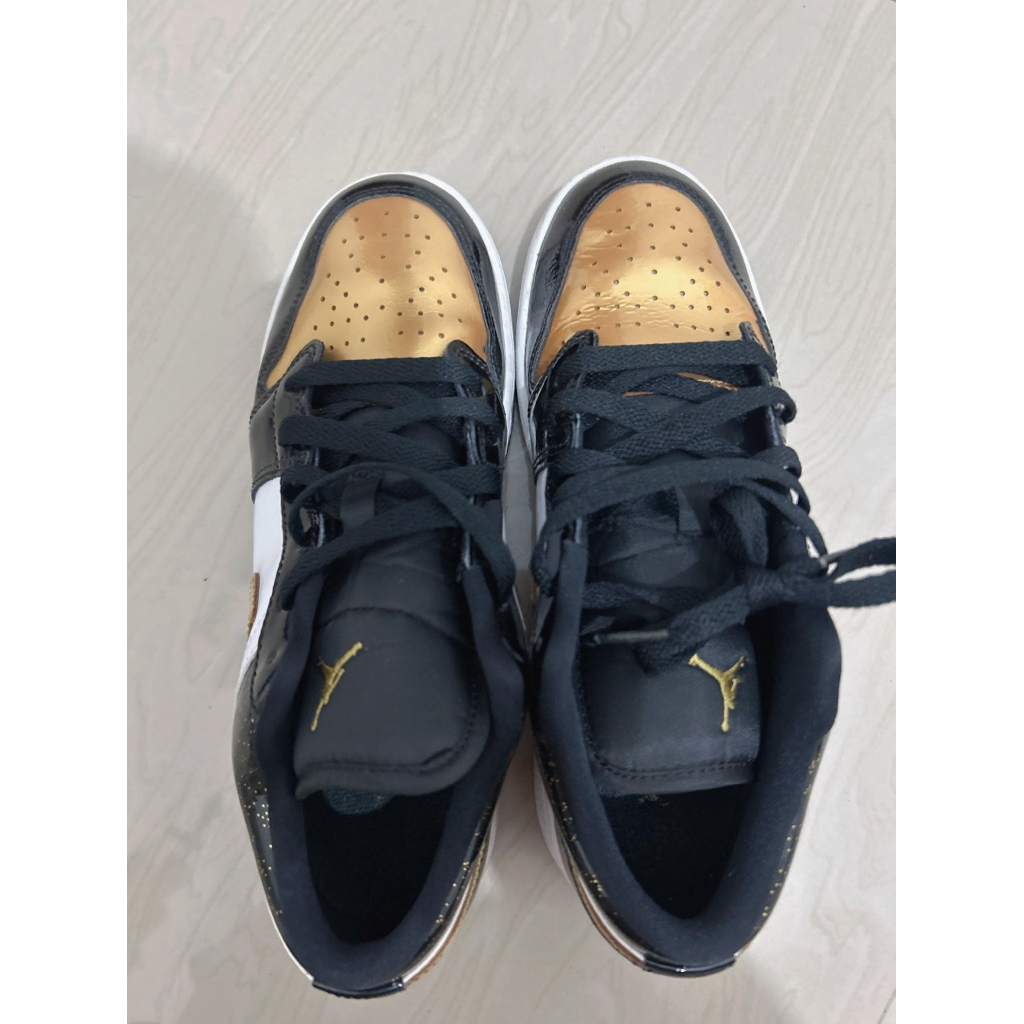 Nike Shoes Air Jordan Original Golden Black