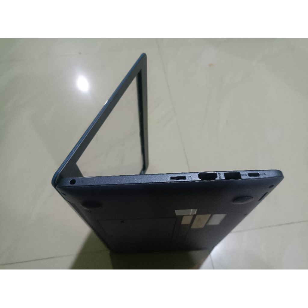Casing case notebook asus e203 e203m e203mah fullset