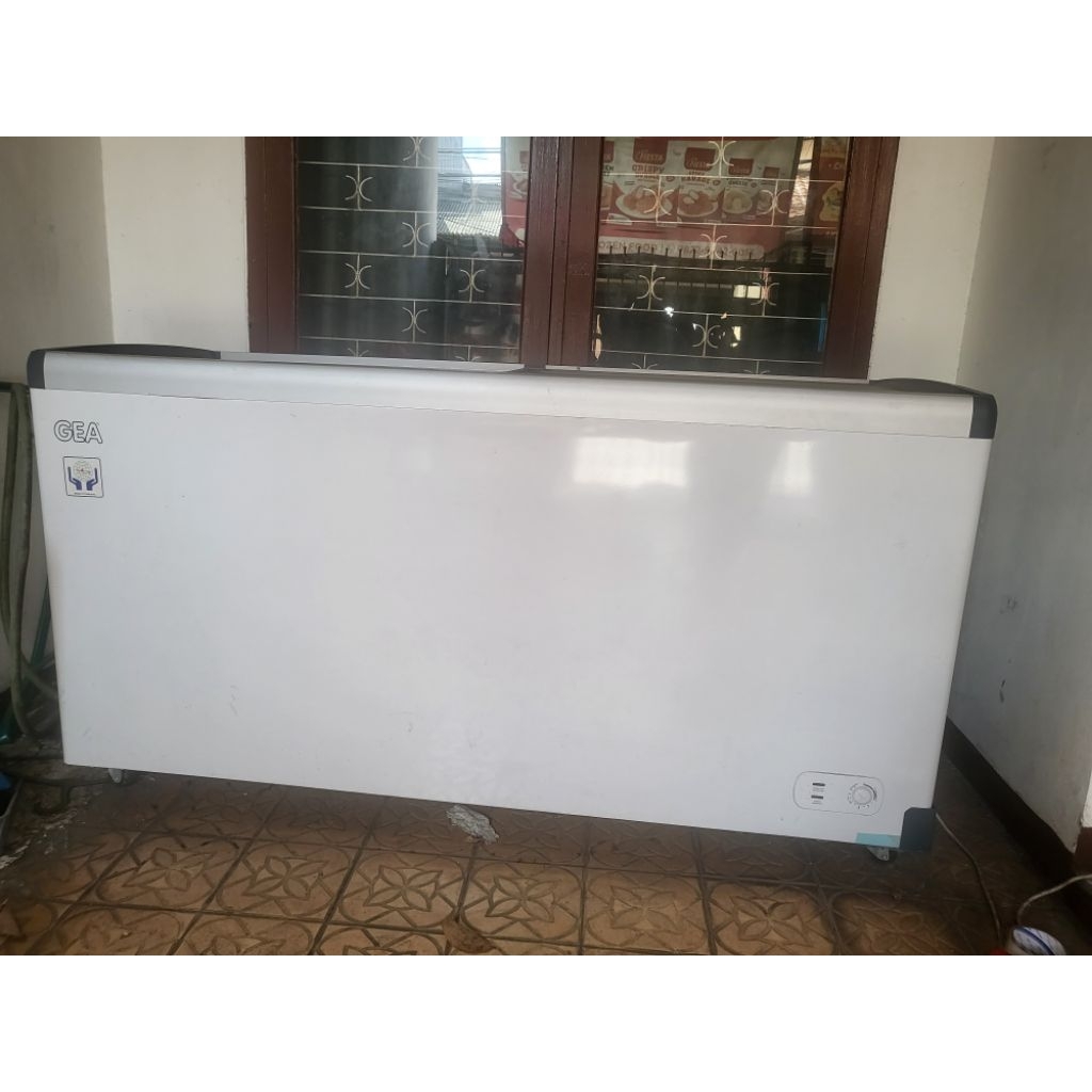 Freezer sliding flat glass GEA