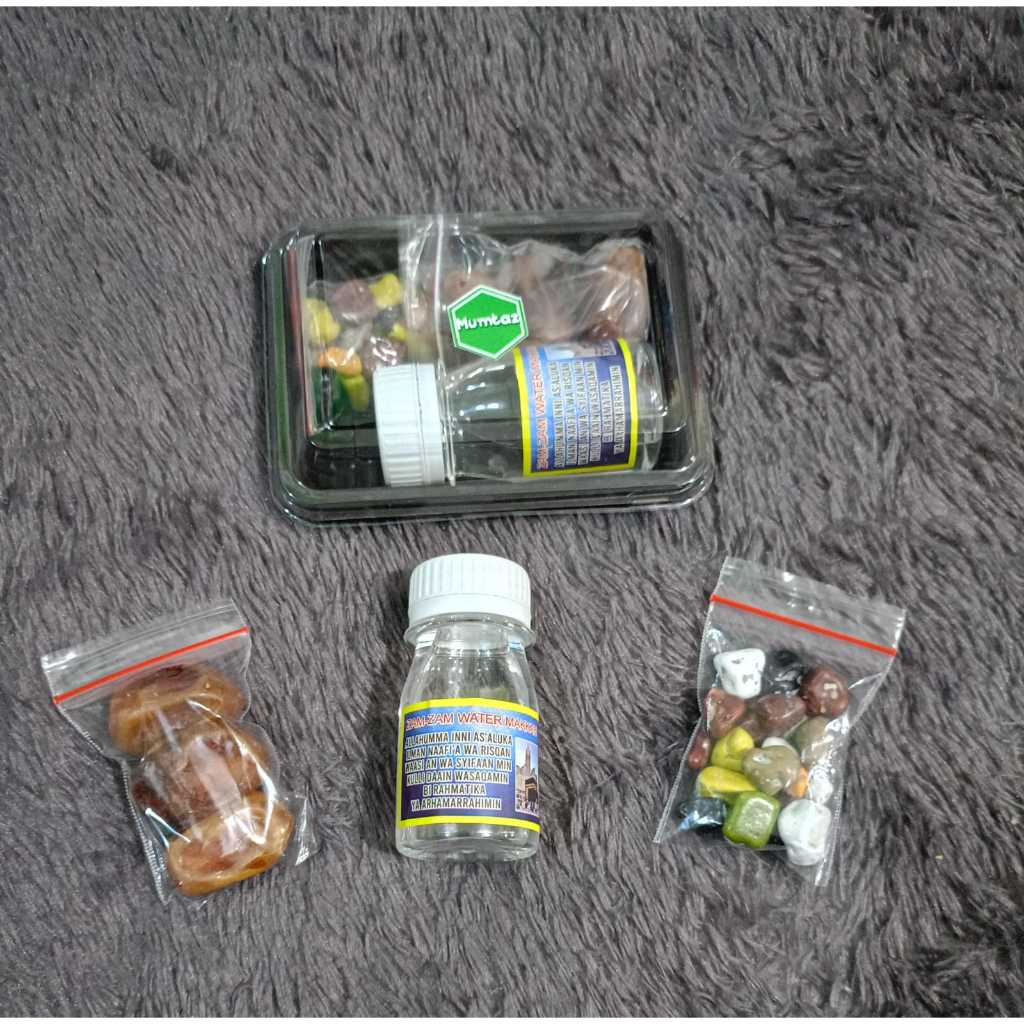 

Paket Oleh-oleh haji & Umroh Air Zam-zam dan camilan arab dalam kemasan mika