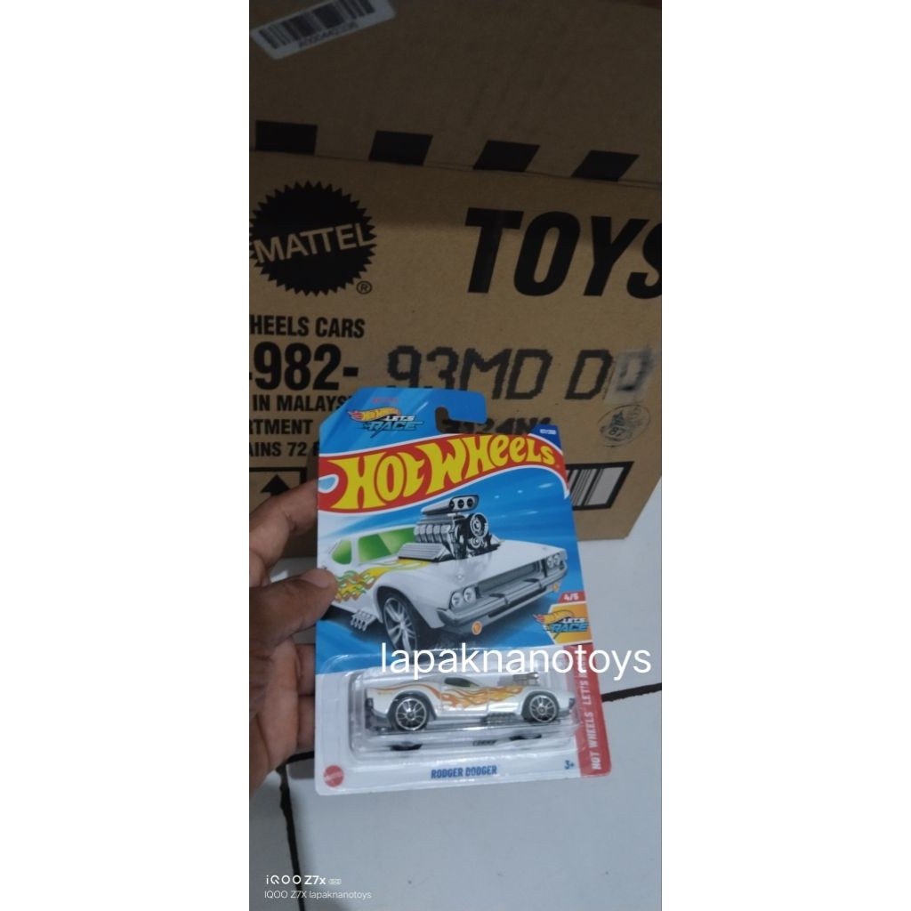 Hot Wheels Rodger Dodger