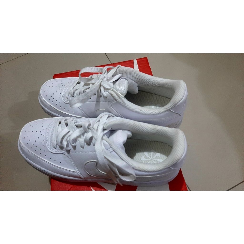 Nike Court Vision Low White