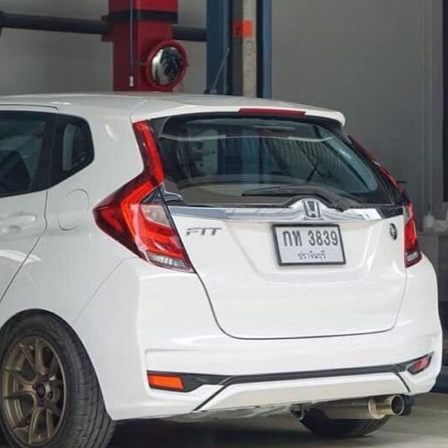 Spoiler Ducktail Honda jazz GK5 GP5 Hybrid