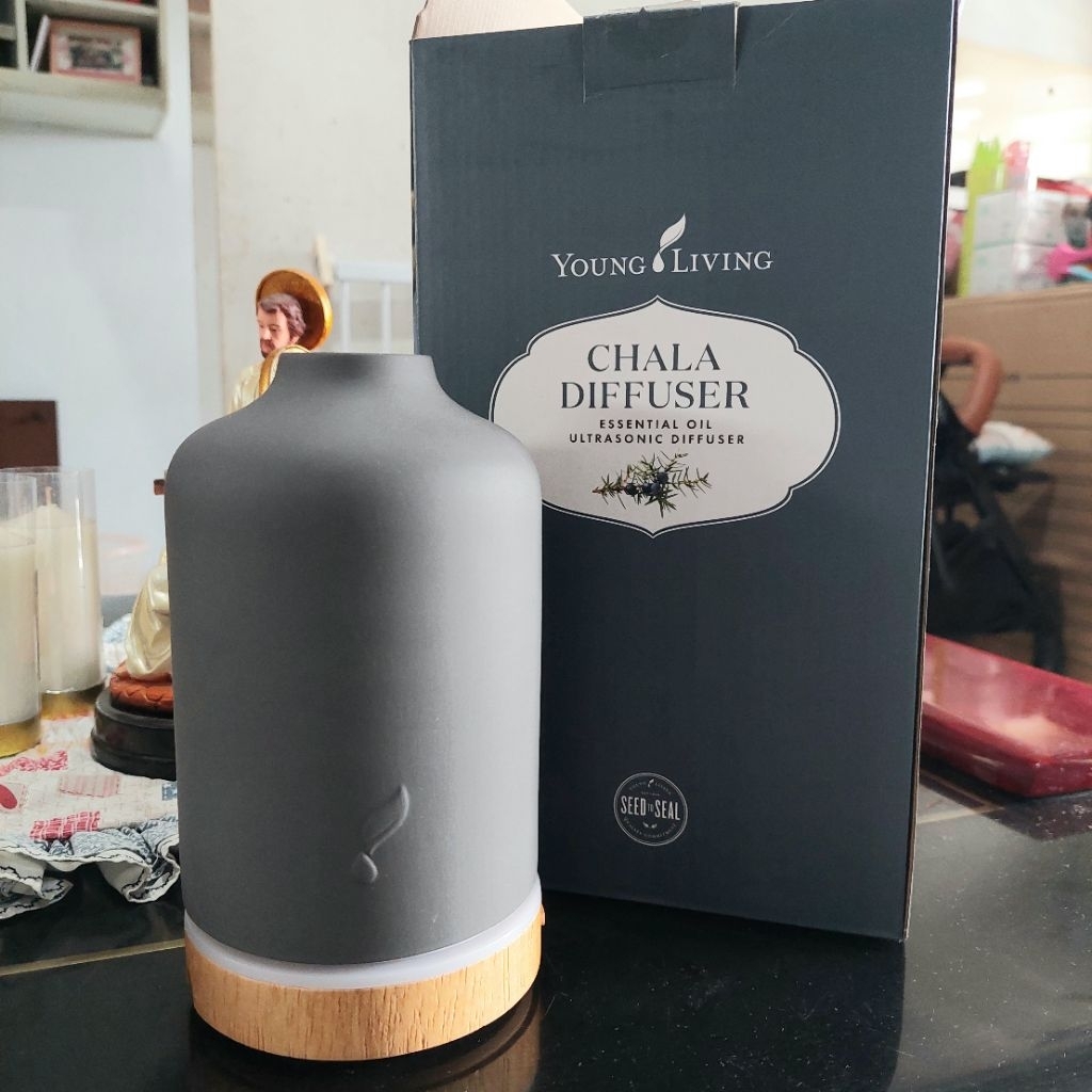PRELOVED Diffuser Young Living