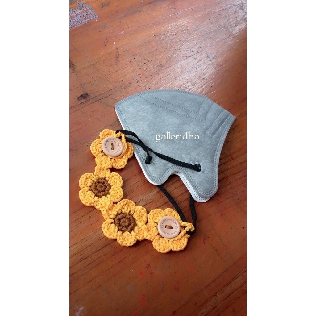 conector/strap masker rajut bunga matahari