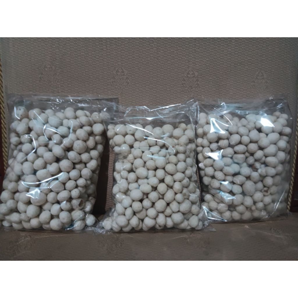 

kacang atom, kacang shanghai. repack 250g