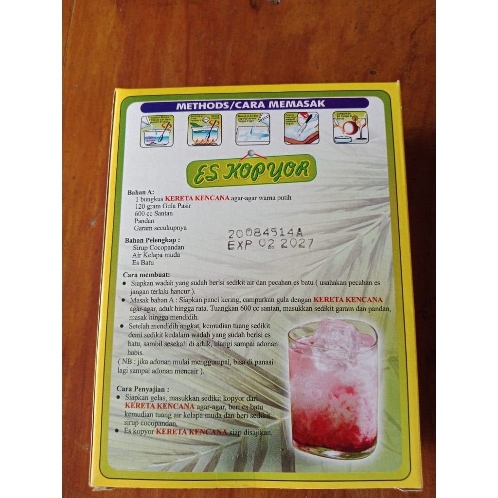 

1 BOX Agar agar kereta kencana Hijau Merah Putih isi 12pcs