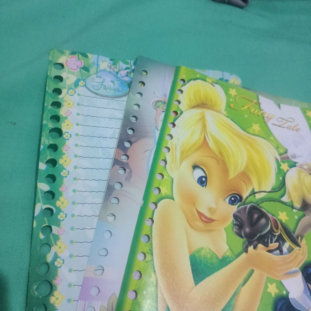 

binder A5 karakter Tinkerbell (baca deskripsi)