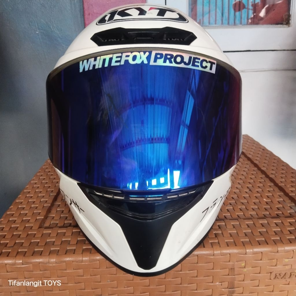 Helm KYT TT Course White, Visor blue, Second Ori
