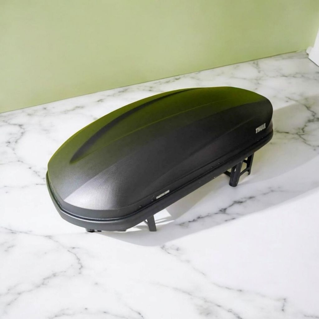 Thule Roof Box Pacific 200 PRELOVED