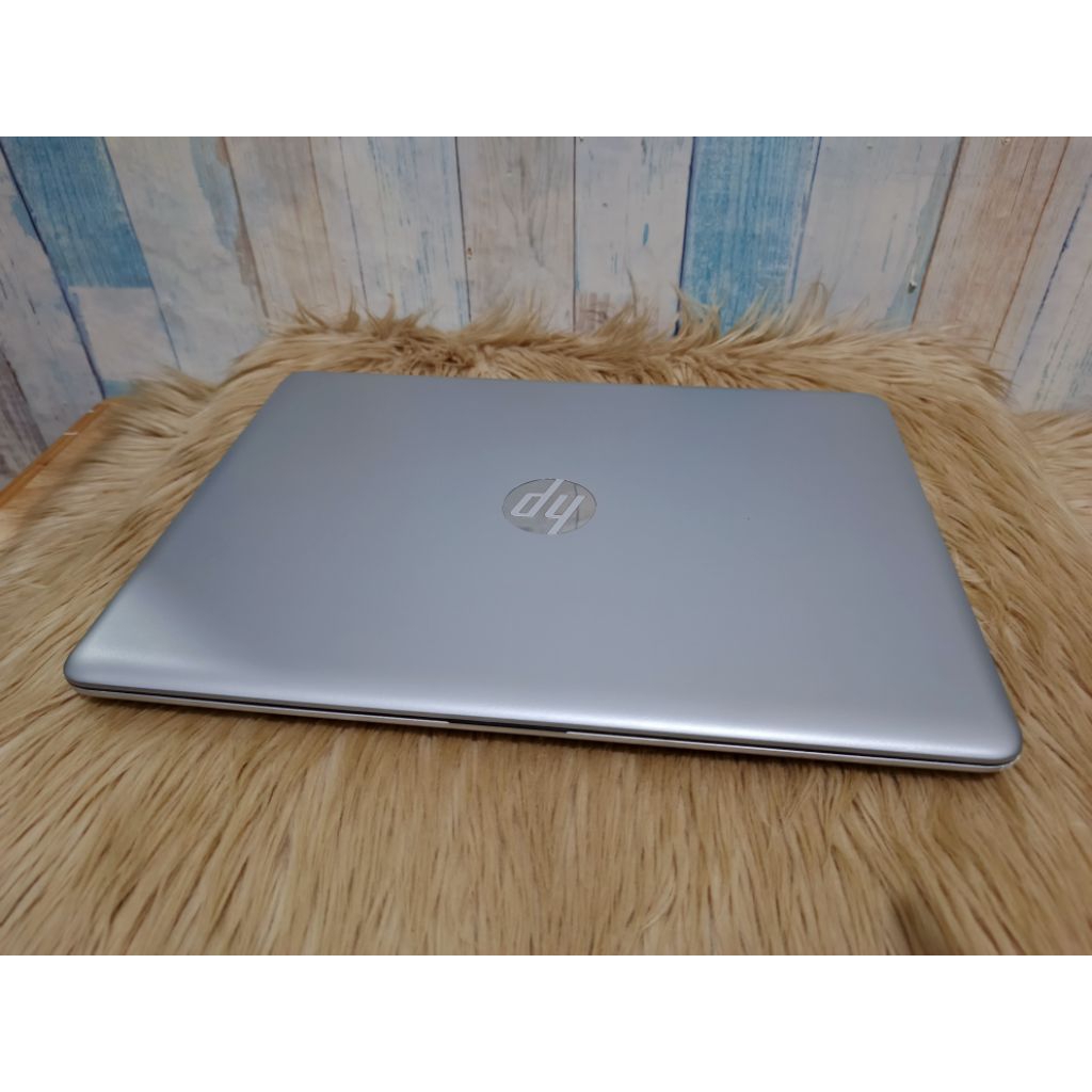 Laptop Slim HP 14-bw0xx Amd A4-9120 Ram 4 Ssd 128 + Hdd 500