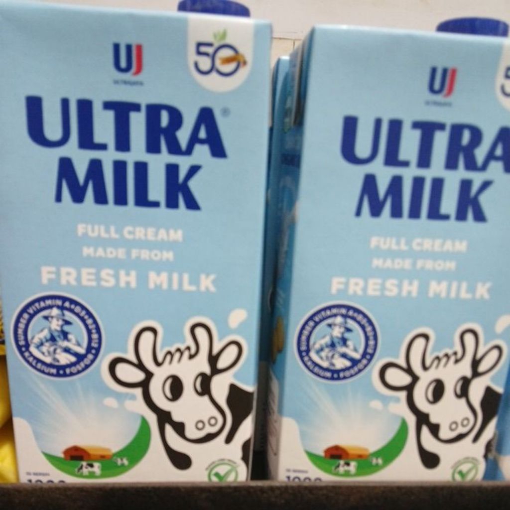 

susu uht ultramilk full cream 1L