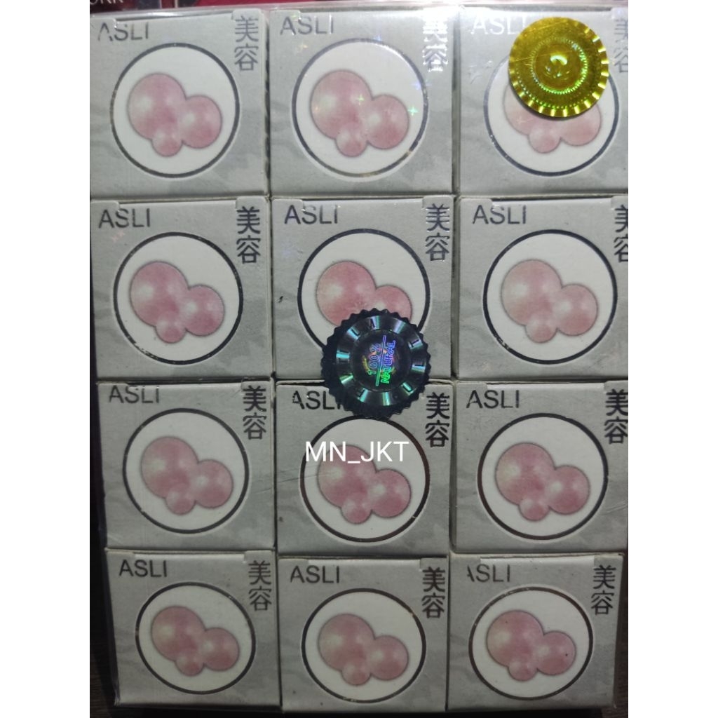 

DUS MUTIARA PUTIH [ LUSINAN ~ 12 PCS ]