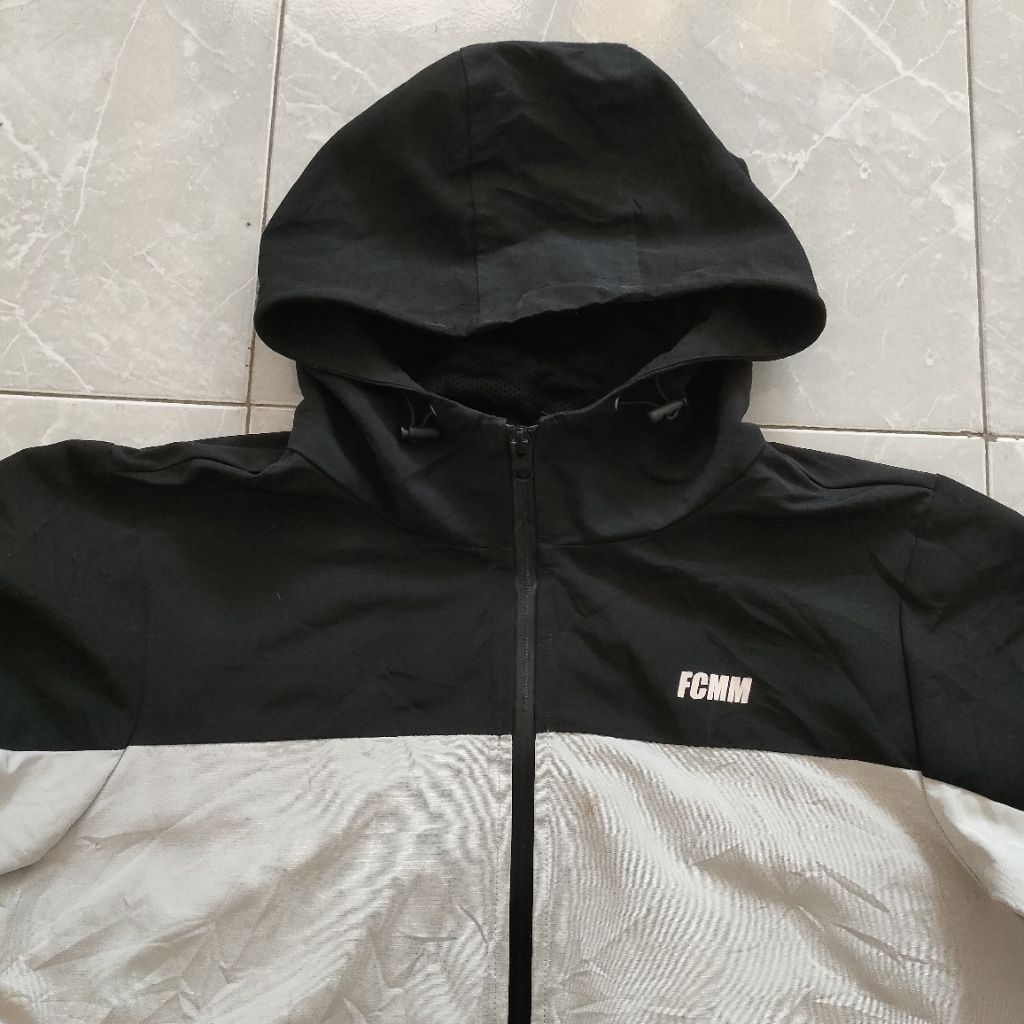 Jaket Windbreaker FCMM